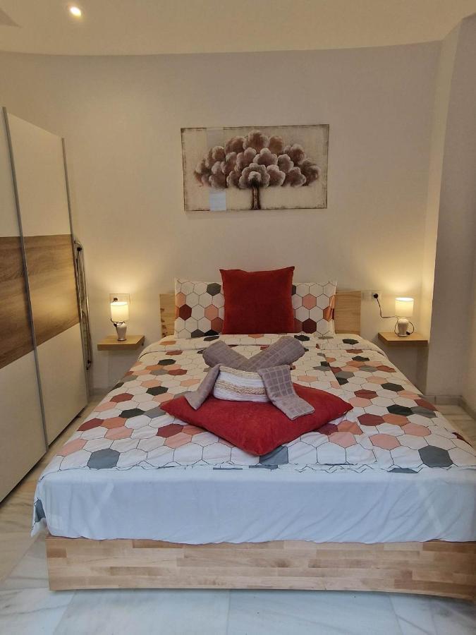 Francisco Cano Apartment Фуeнхирола Екстериор снимка