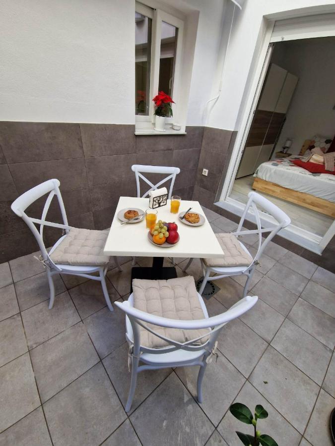 Francisco Cano Apartment Фуeнхирола Екстериор снимка
