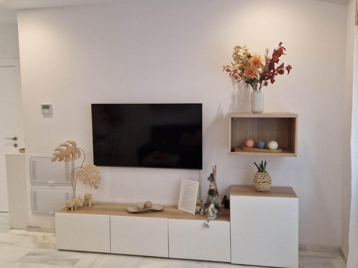Francisco Cano Apartment Фуeнхирола Екстериор снимка