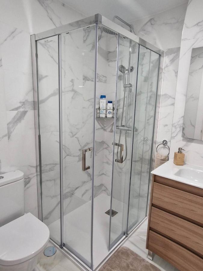 Francisco Cano Apartment Фуeнхирола Екстериор снимка