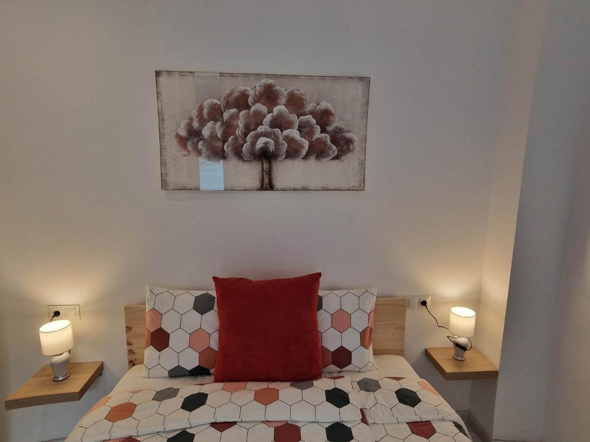 Francisco Cano Apartment Фуeнхирола Екстериор снимка