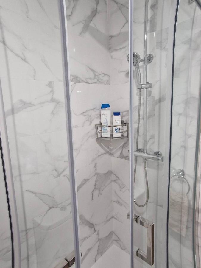 Francisco Cano Apartment Фуeнхирола Екстериор снимка